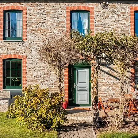 Pretty Farmhouse In Houffalize With Courtyard Exterior photo