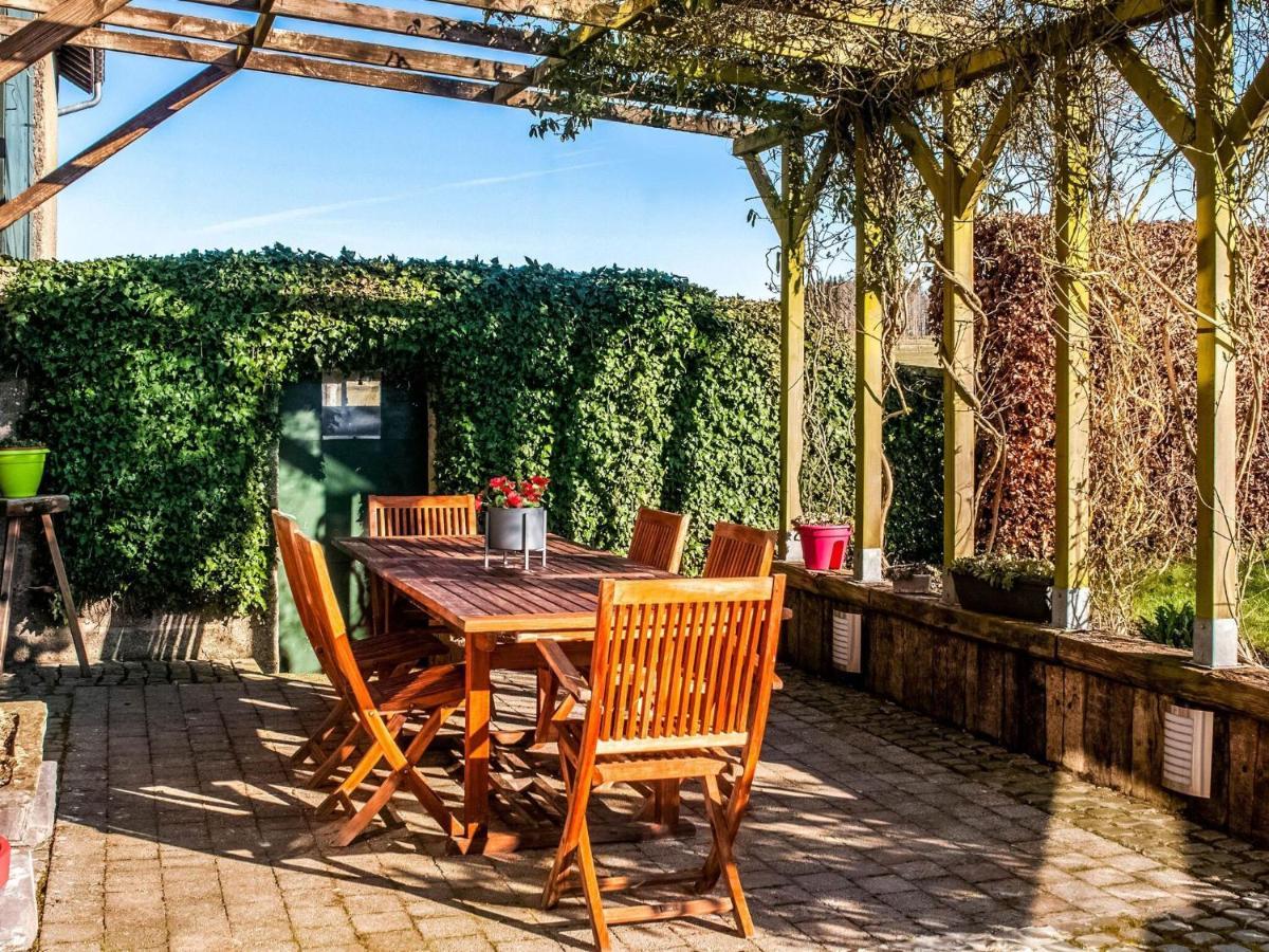 Pretty In With Courtyard * Houffalize