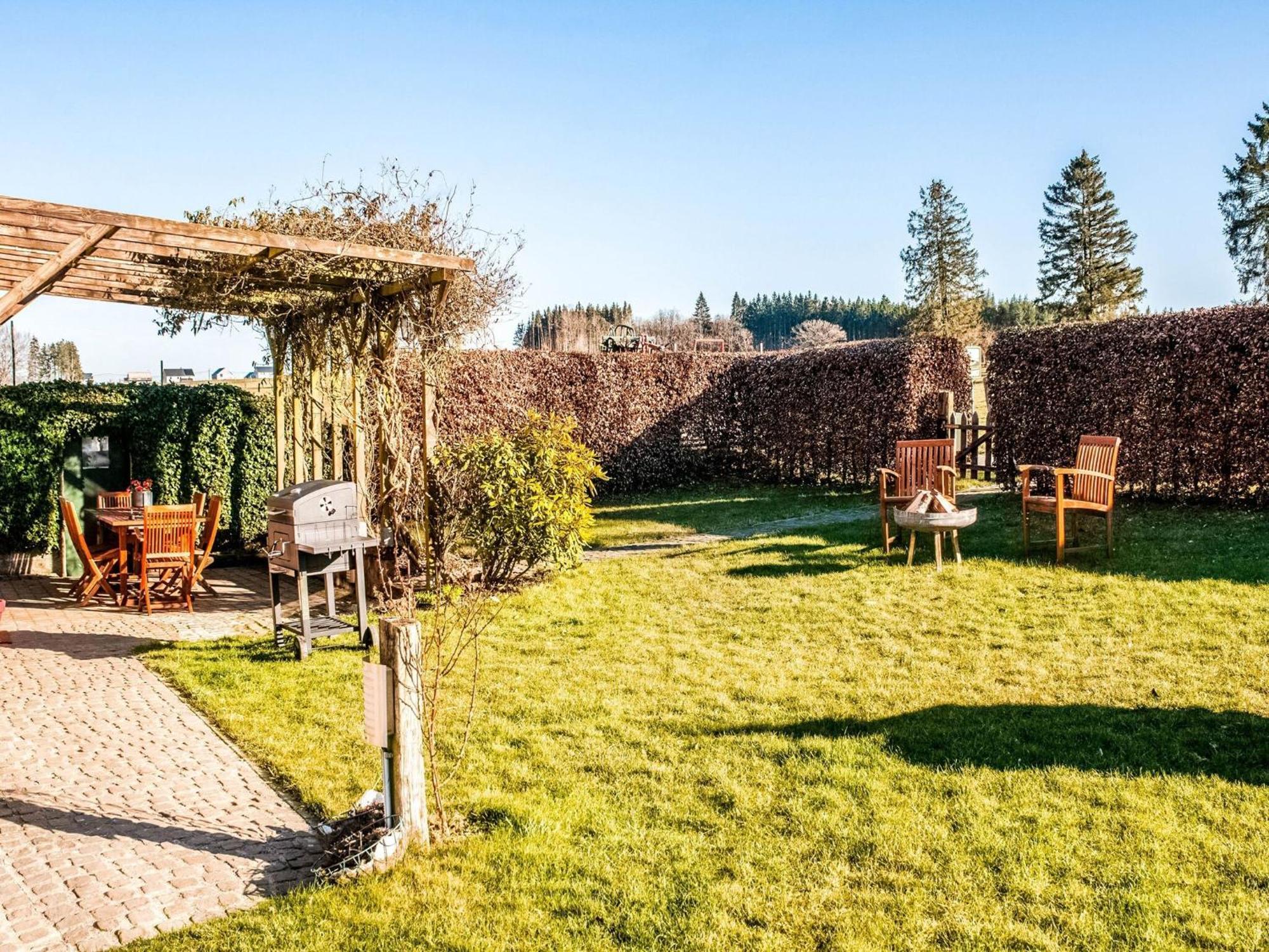 Pretty In With Courtyard * Houffalize